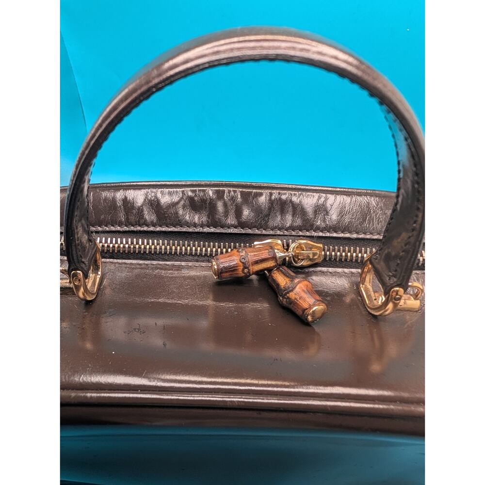 Authentic Vintage Gucci Tom Ford Era Bamboo Patent Leather Vanity Bag - Style 00 - Picture 7 of 11